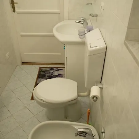 아파트 Grillo 레반토